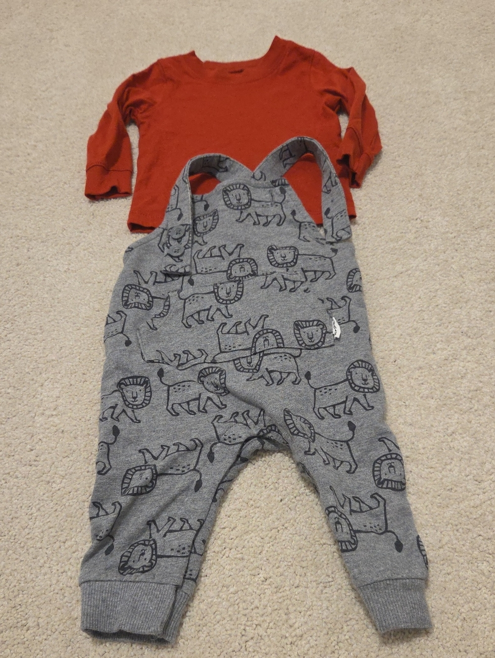 Baby Lion Print Overalls Set Like New